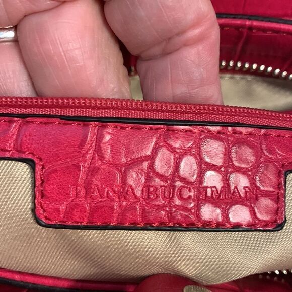 Dana Buchman pink handbag with Crossbody strap included NWOT. - Picture 6 of 12